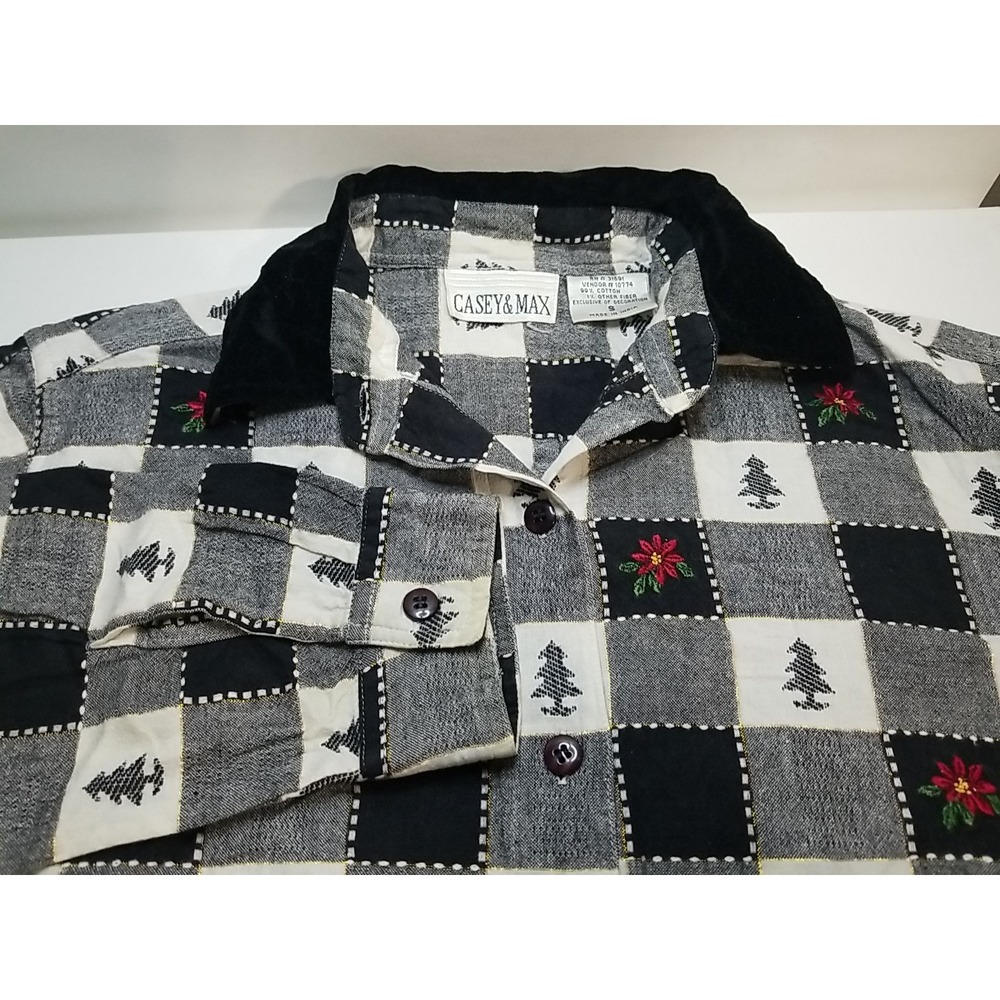 Casey & Max Women Christmas Plaid‎ Button Up Shirt Small Long Sleeve Embroidered